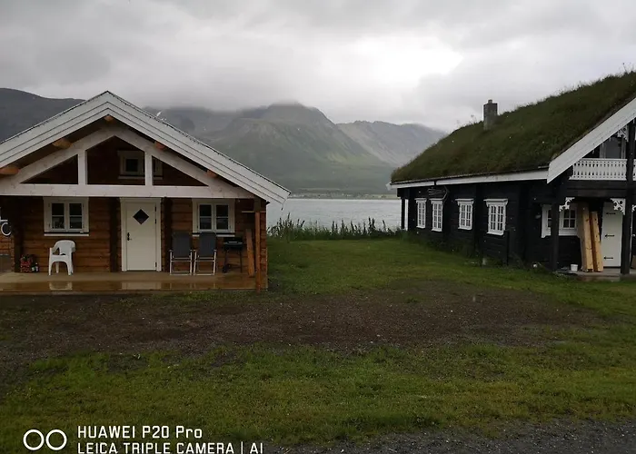 Lyngen Ski- Og Fiskecamp