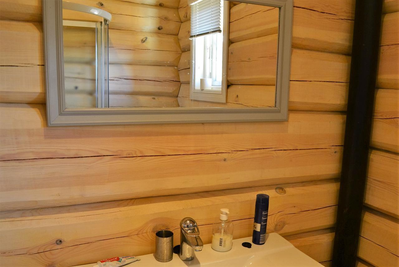 Lodge Lyngen Ski- Og Fiskecamp *
