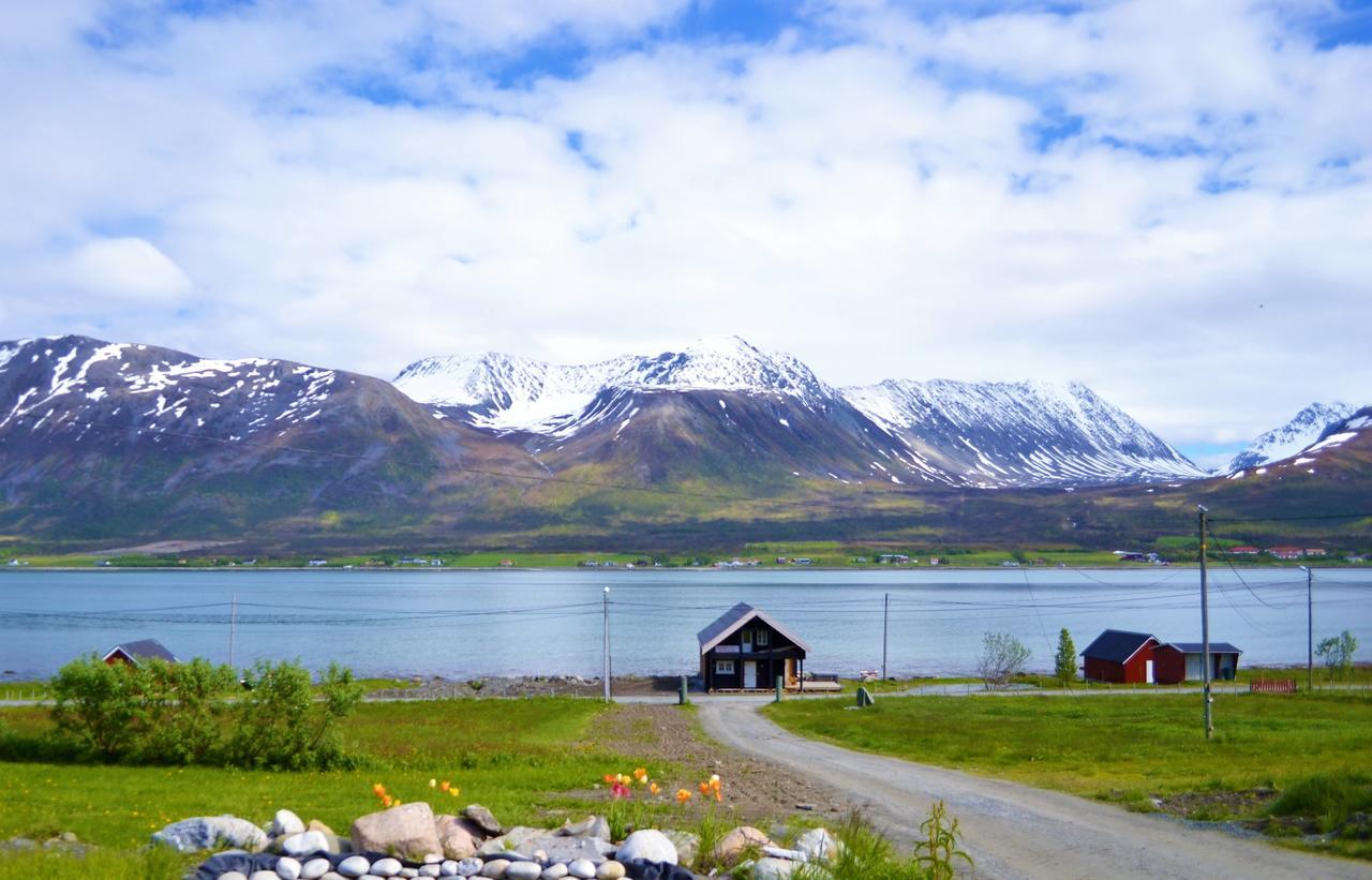 Lyngen Ski- Og Fiskecamp Lodge